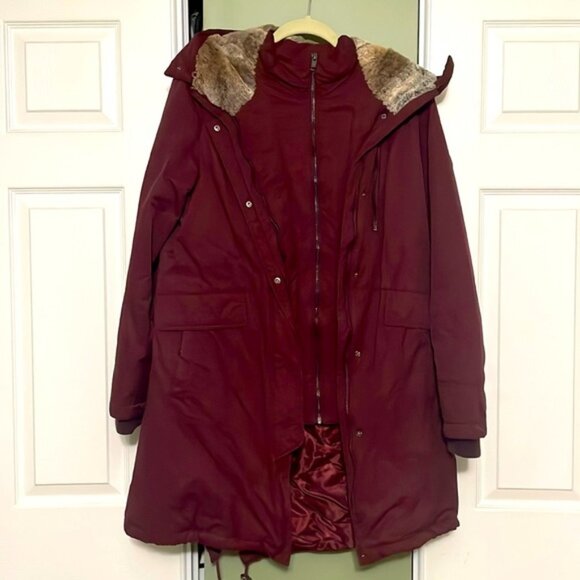 Heavy Cold Weather Woman’s Coat, 1 Madison Expedition, Size Large - Picture 1 of 8